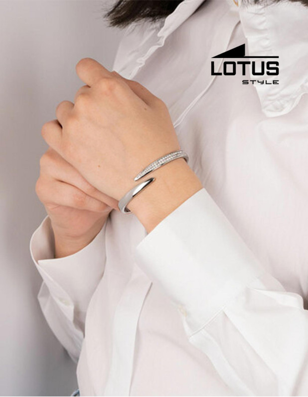 Lotus Style Bangle 